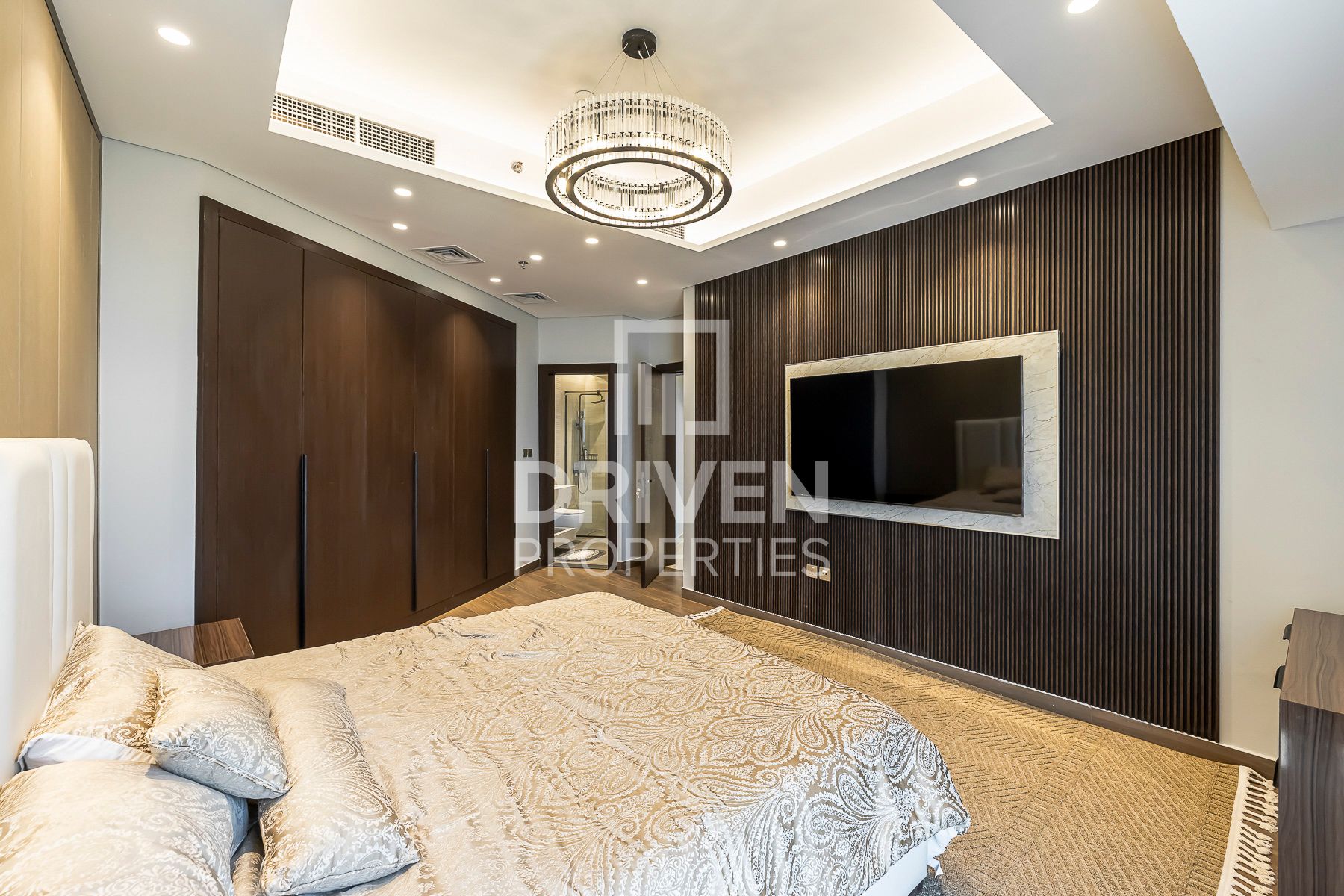 Open View Fully Furnished Spacious Layout