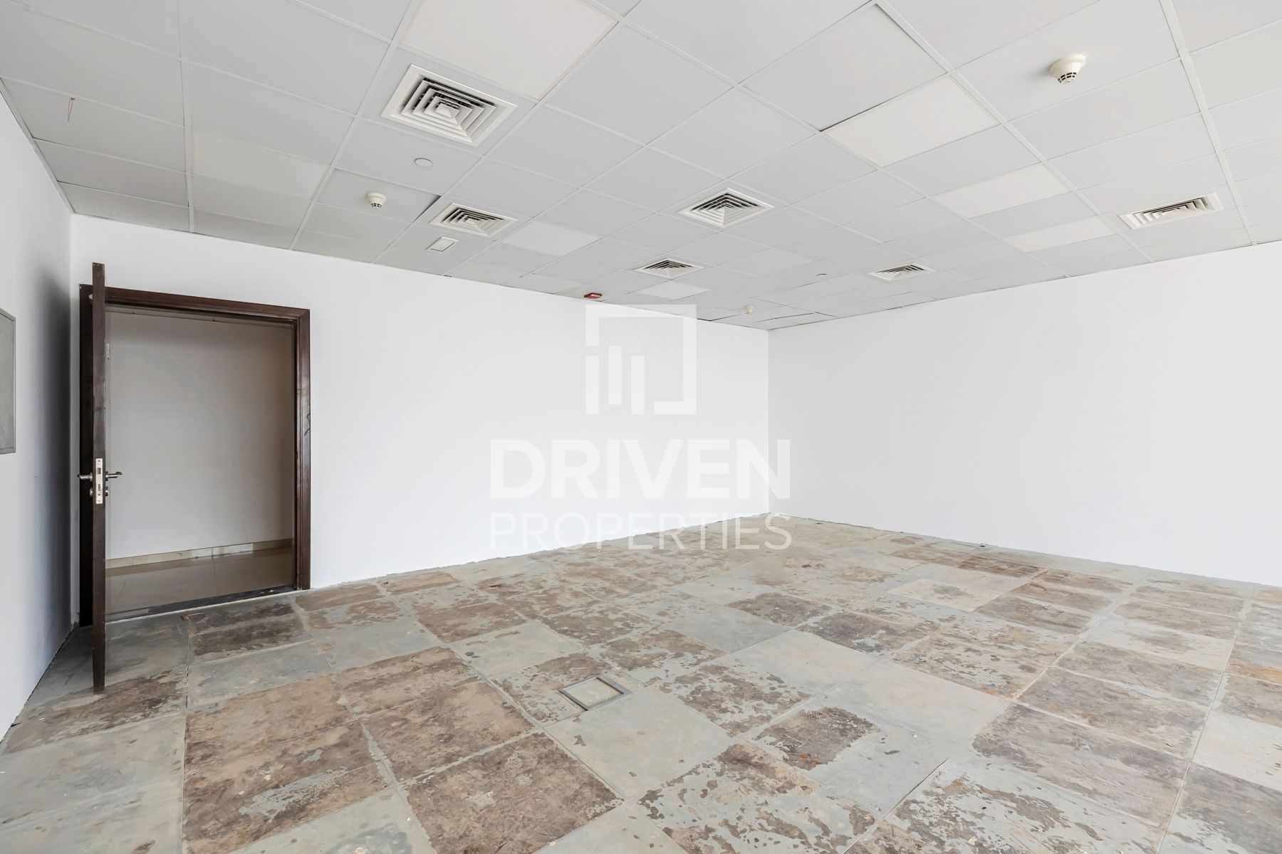 Fitted Office Space Vacant Race Course View