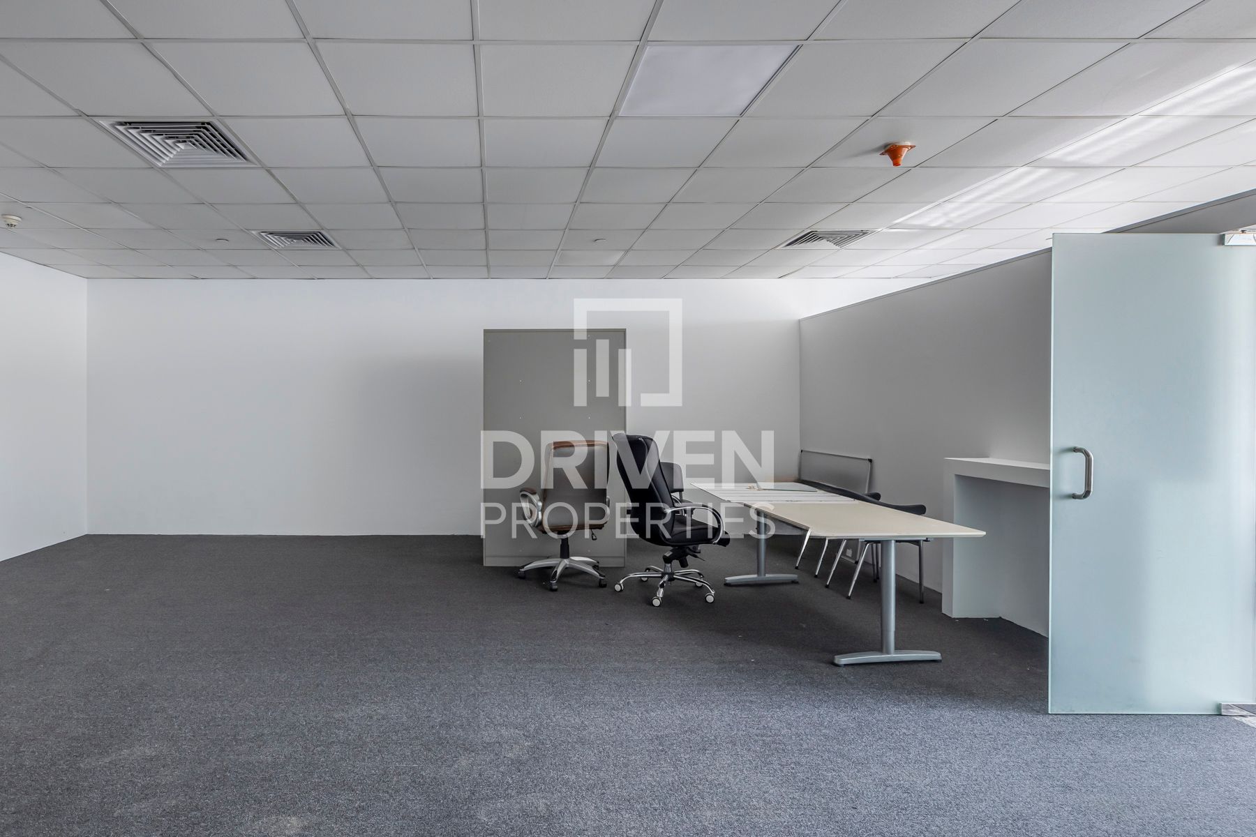 Fitted Office Space Vacant Prime Location