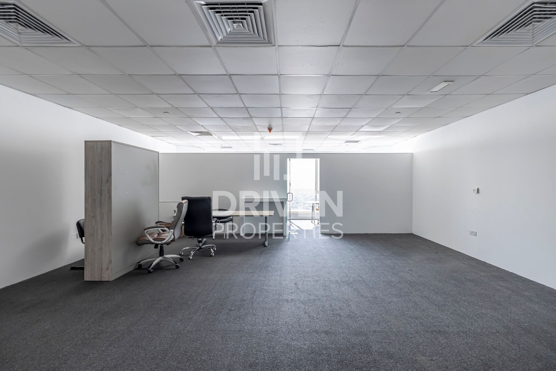 Fitted Office Space Vacant Prime Location