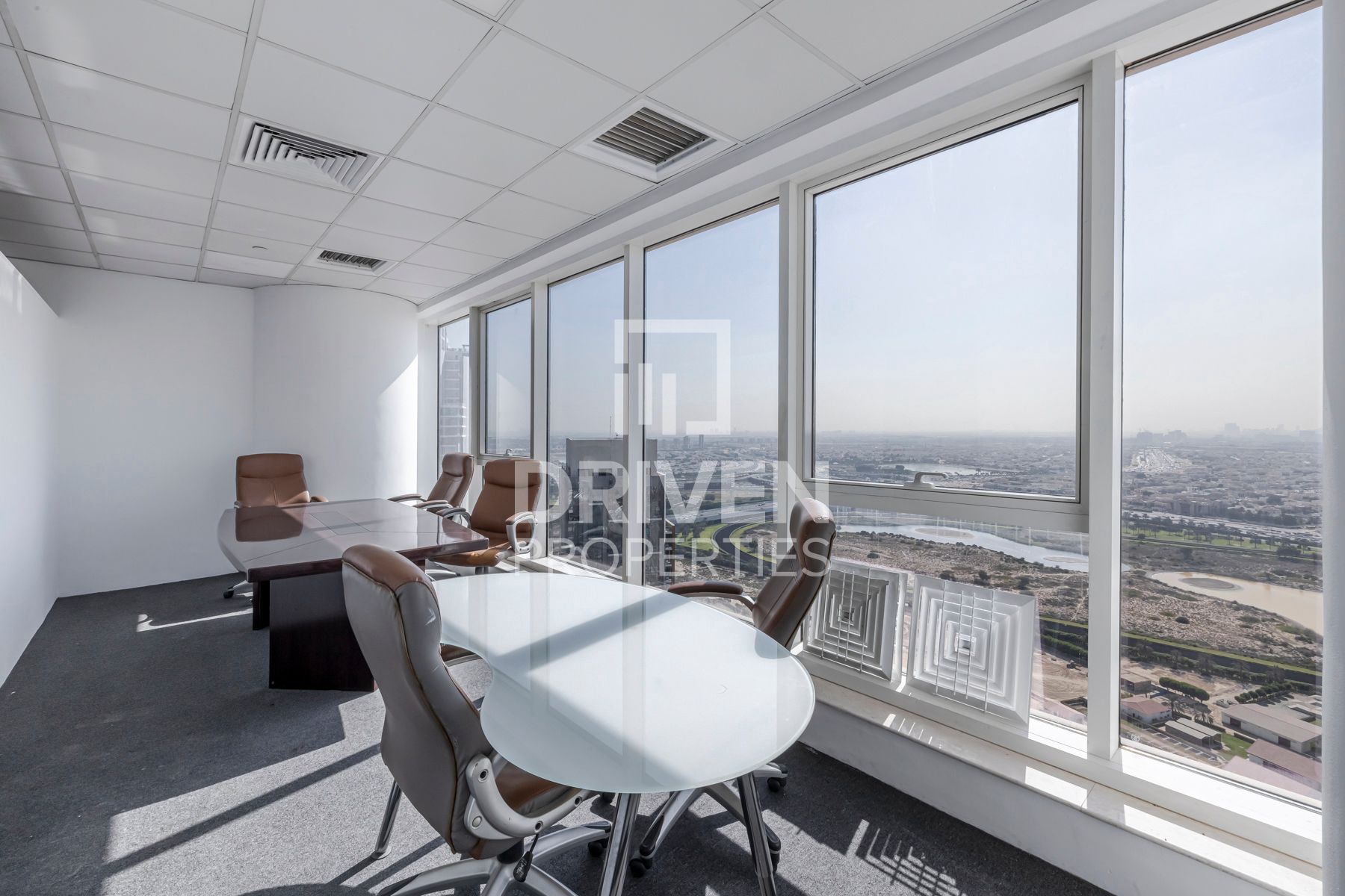 Fitted Office Space Vacant Prime Location