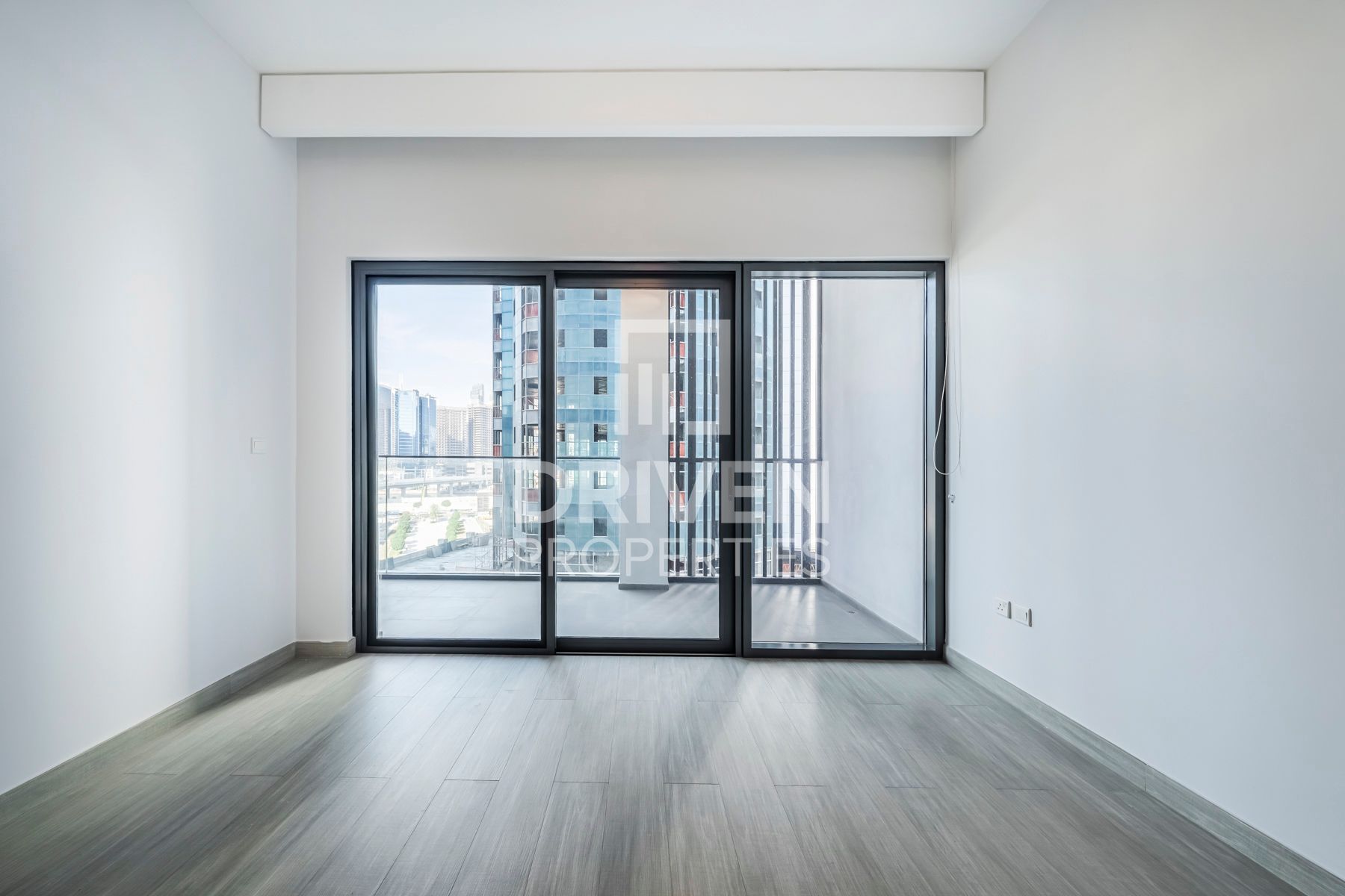 Burj View Prime Location Multiple Cheques