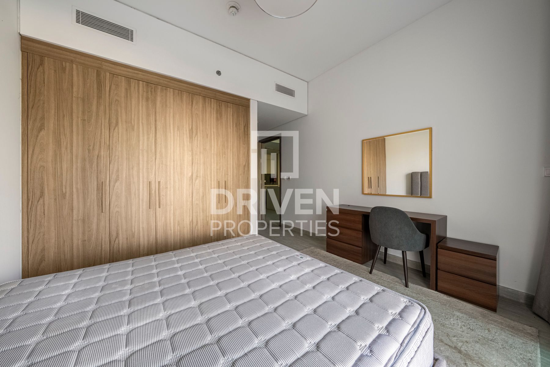 Huge Terrace Spacious Multiple Cheques