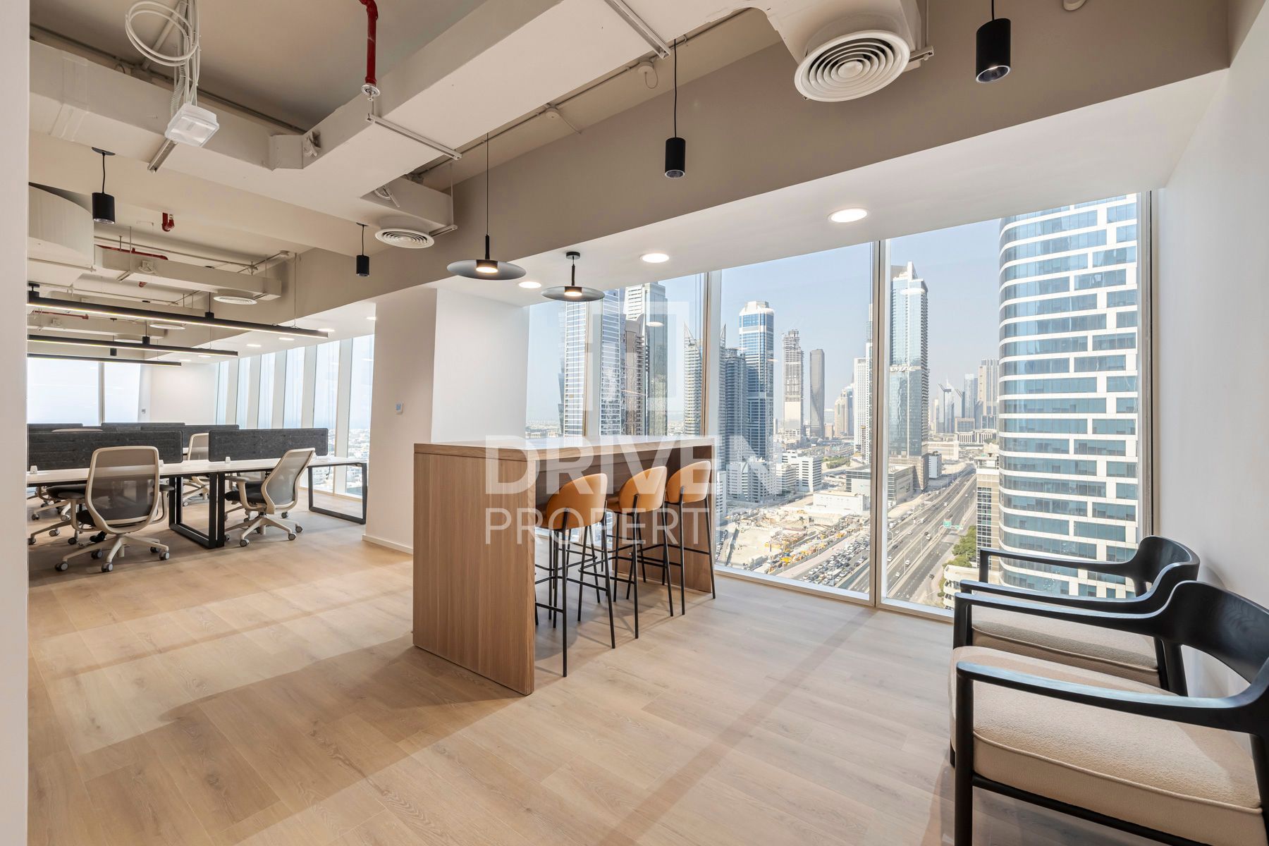 Fully Serviced Grade A All-Inclusive