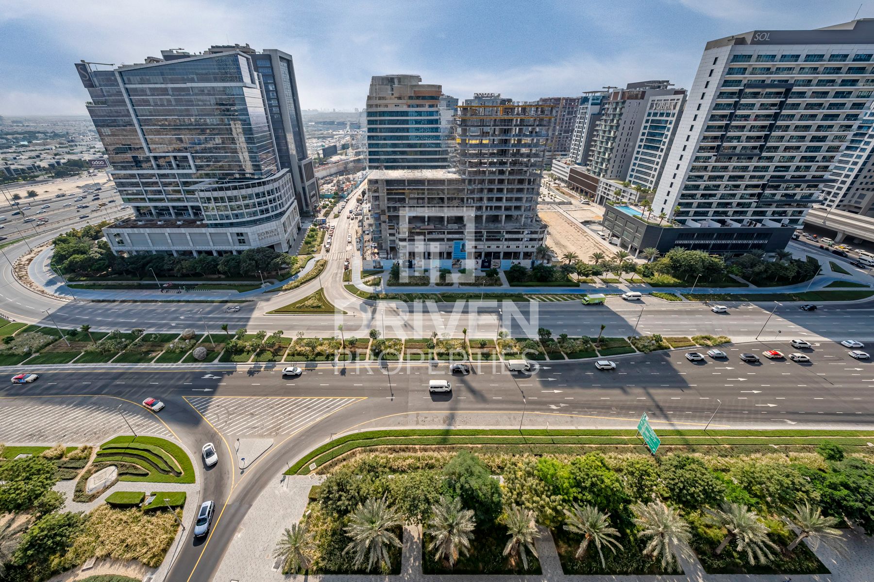 Spacious Studio Great Area Multiple Cheques