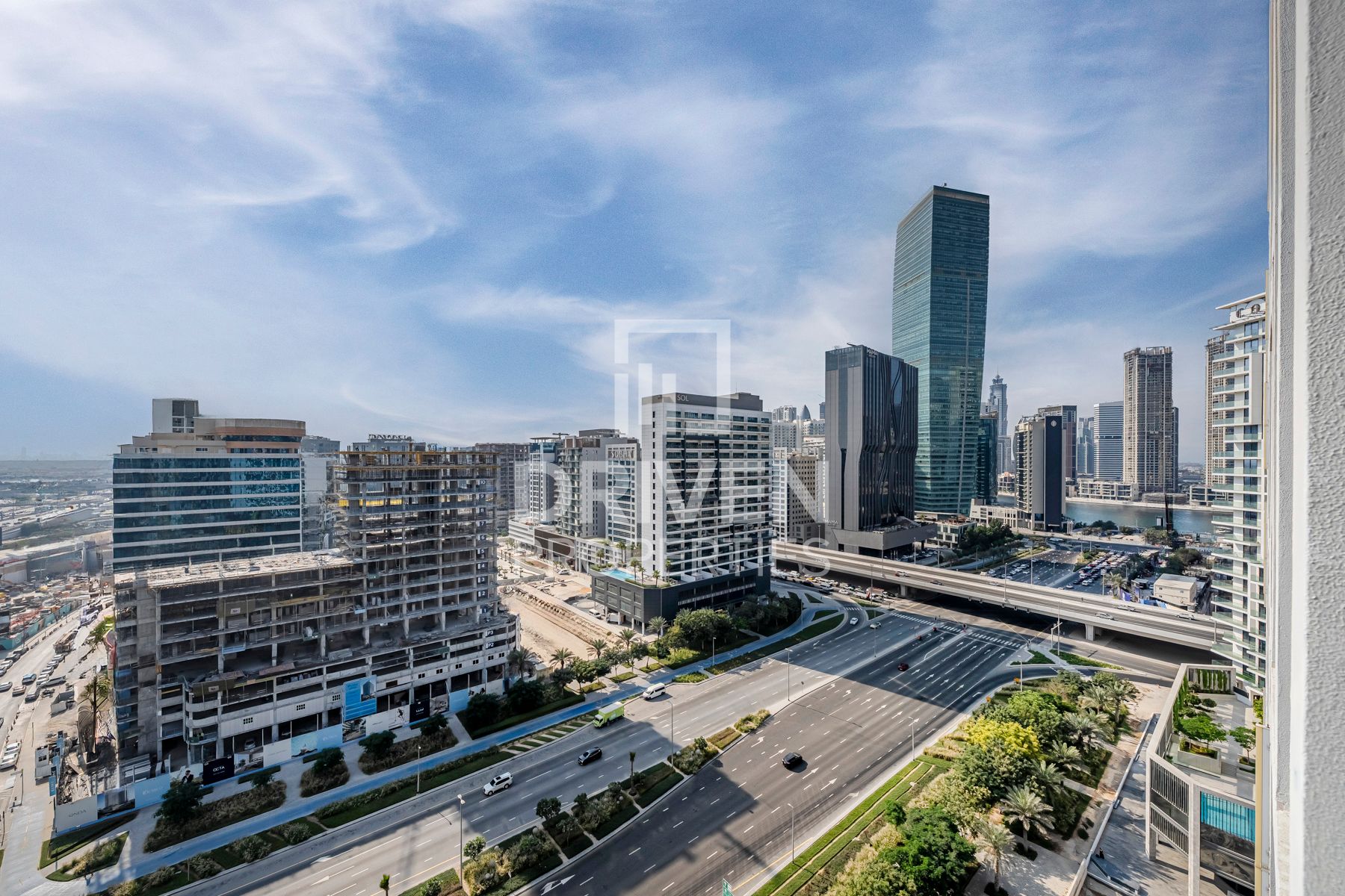 Spacious Studio Great Area Multiple Cheques