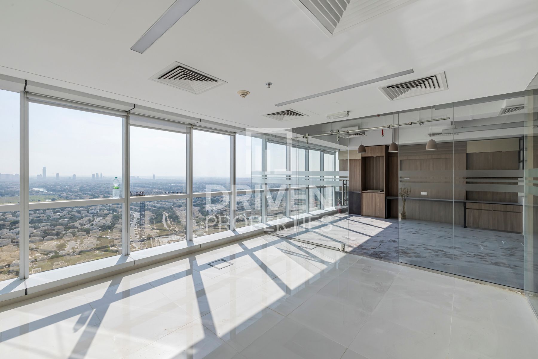 Ready to Move in Furnished and Partitioned