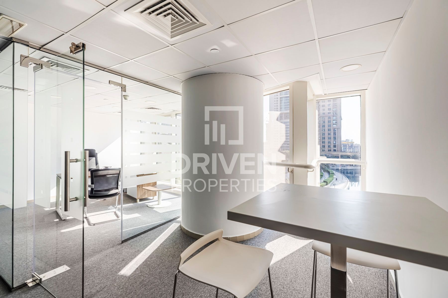 Vacant Fitted and Furnished Close to Metro