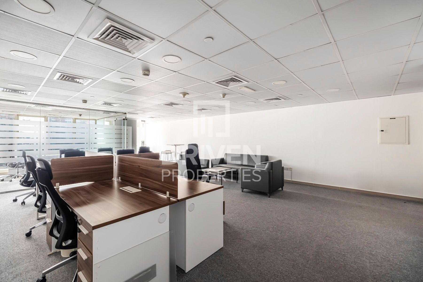 Vacant Fitted and Furnished Close to Metro