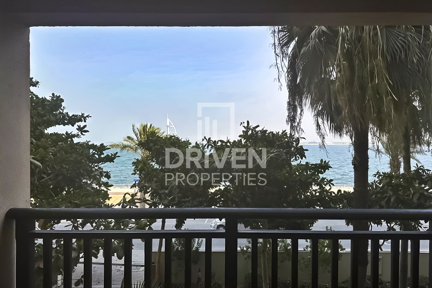 2 bedroom apartment for rent in Royal Amwaj Residences South. Ocean Facing Stunning Burj View Great Location